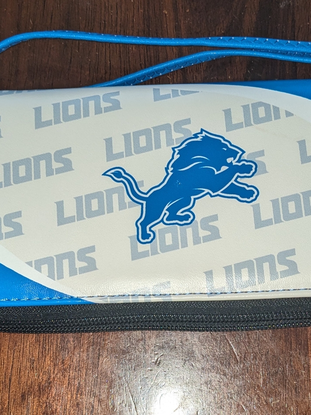 NFL Detroit Lions Black and Silver Zip Wristlet Organizer